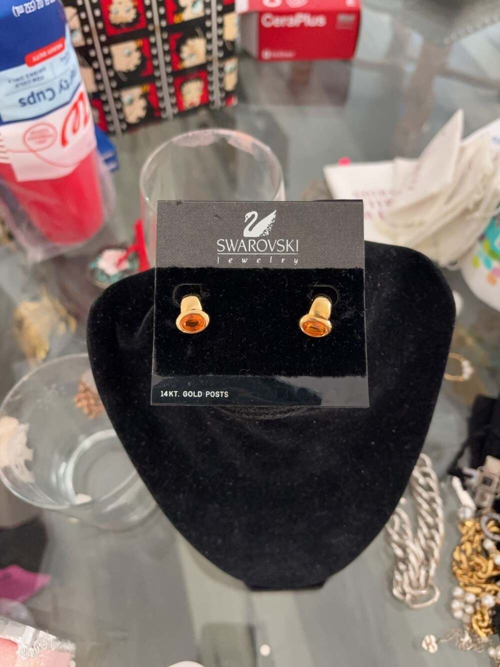 NIB Swarovski Crystal Lucky Goddess Stud Earrings 5461791